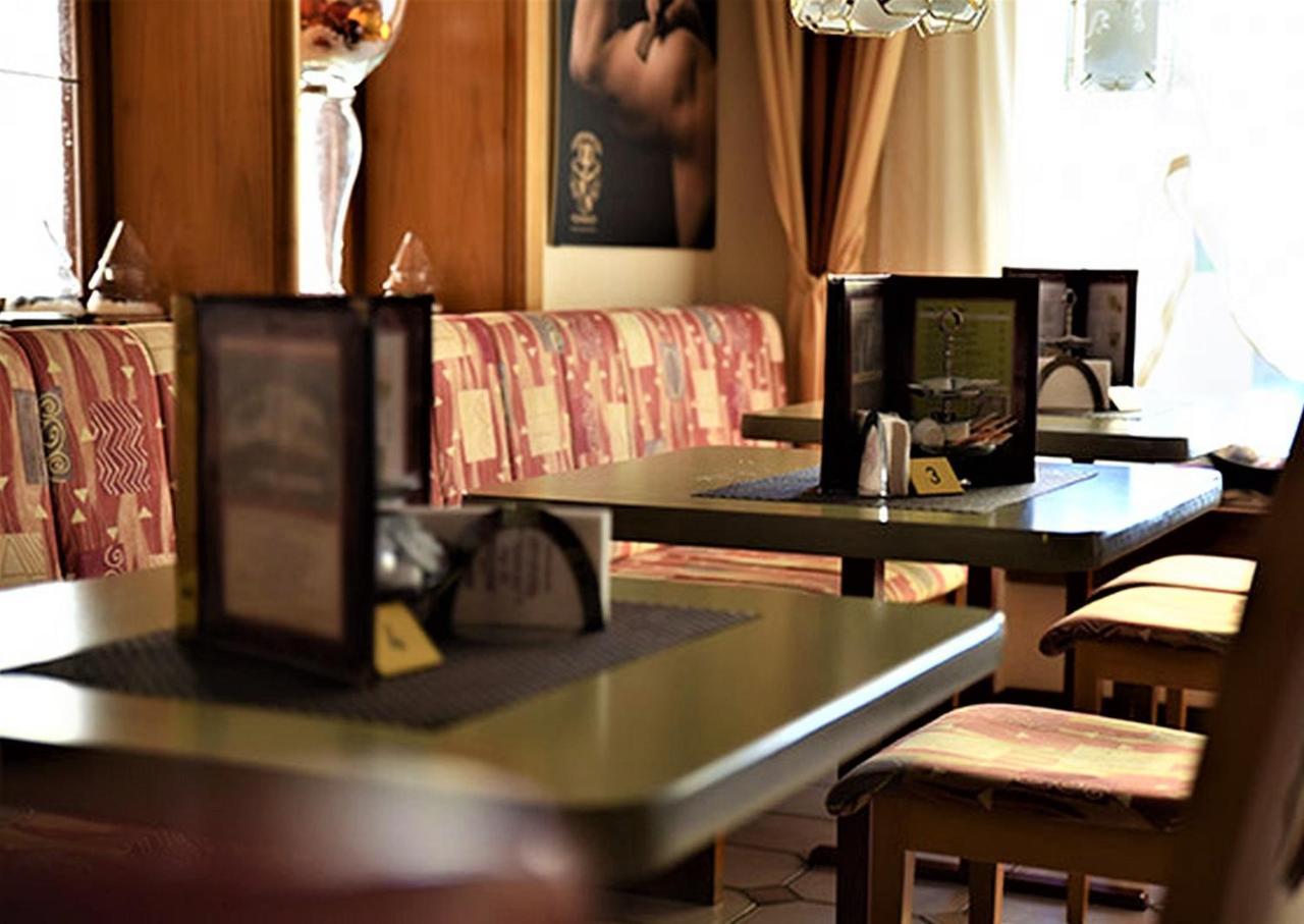 Hotel Conditorei Cafe Baier Schoemberg  Екстер'єр фото
