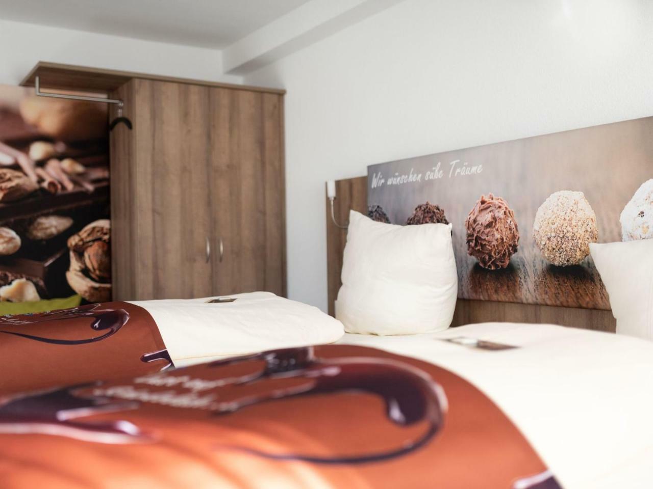 Hotel Conditorei Cafe Baier Schoemberg  Екстер'єр фото