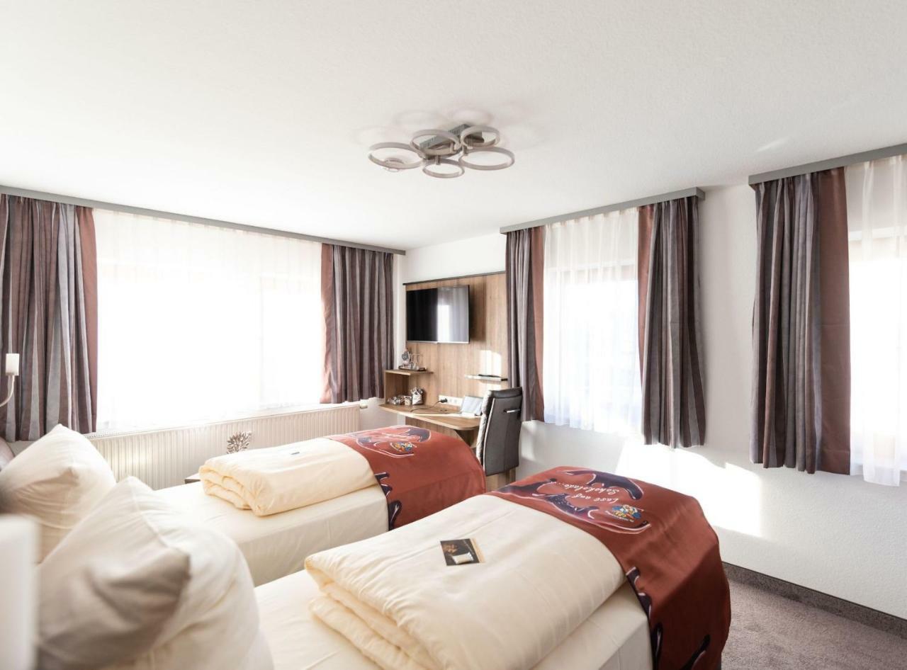 Hotel Conditorei Cafe Baier Schoemberg  Екстер'єр фото