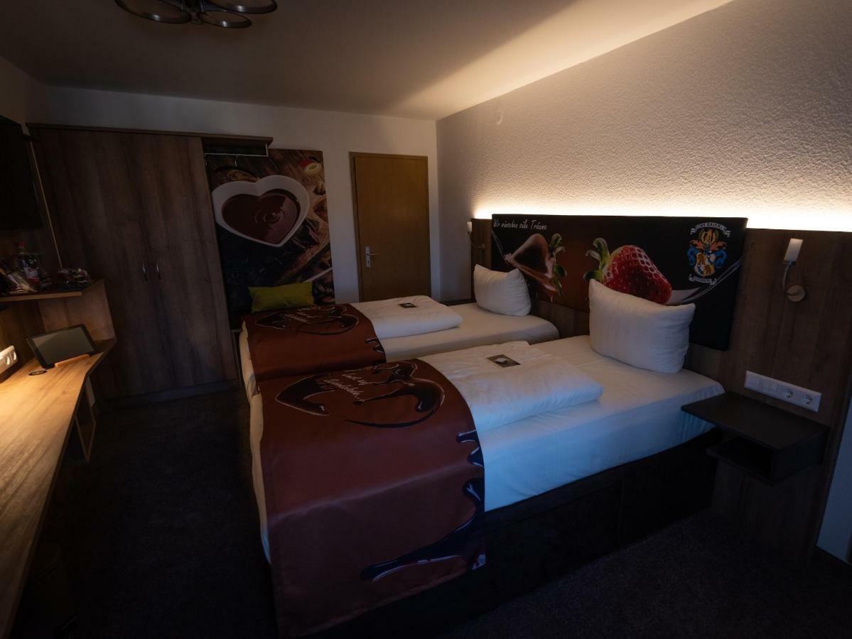 Hotel Conditorei Cafe Baier Schoemberg  Екстер'єр фото